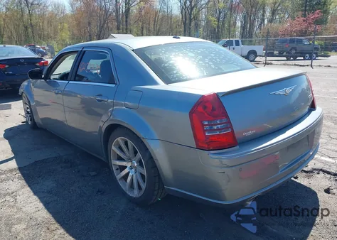 2006 Chrysler 300C Srt8 z USA, uszkodzony, nr VIN 2C3LA73W56H368573